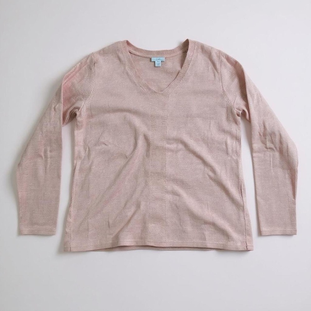 Muted pink v neck long sleeve knit top